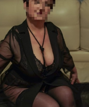 Полина